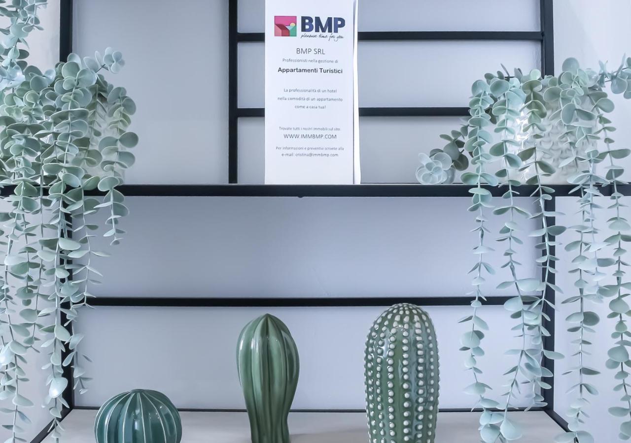 Bmp Apartment Atmosphere 2 Centrale, Vista Mare, Parcheggio Riccione Bagian luar foto