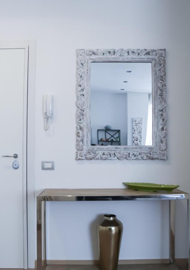 Bmp Apartment Atmosphere 2 Centrale, Vista Mare, Parcheggio Riccione Bagian luar foto